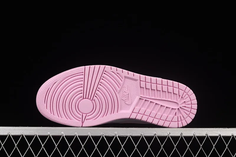 All categories Air Jordan Jordan series basketball shoes Air Jordan 1 Mid Z version Air Jordan 1 Mid "Valentine’s Day" AJ1 Joe 1 Valentine’s Day Chinese basketball shoes DR0174-500